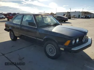 1981 BMW 3 Series z VIN WBAAG330XB8018908, wystawiony jako Copart lot #41856775 z przebiegiem 132 749 mil mil oraz Tytuł czysty. Historia ofert i sprzedaży dostępna na DreamBid. Obrazek 4.