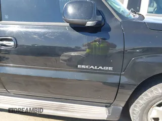 2004 Cadillac Escalade z VIN 1GYEC63T94R235191, wystawiony jako IAAI lot #42314704 z przebiegiem 164 935 mil mil oraz . Historia ofert i sprzedaży dostępna na DreamBid. Obrazek 13.