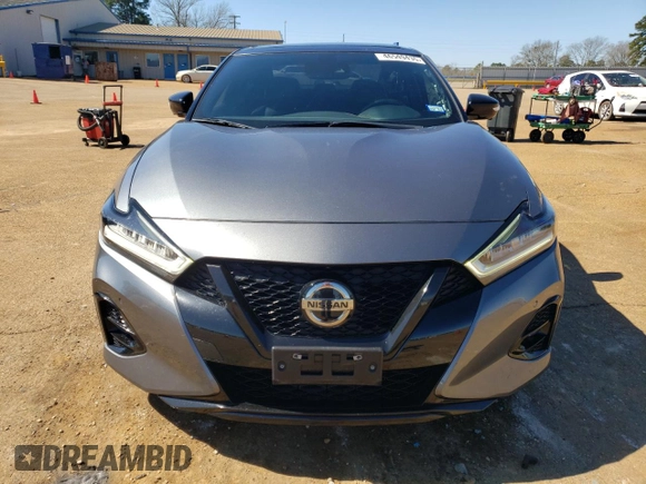 2020 Nissan Maxima SR z VIN 1N4AA6EV7LC379595, wystawiony jako Copart lot #46549435 z przebiegiem 67 215 mil mil oraz Szkoda całkowita • Salvage title. Historia ofert i sprzedaży dostępna na DreamBid. Obrazek 5.