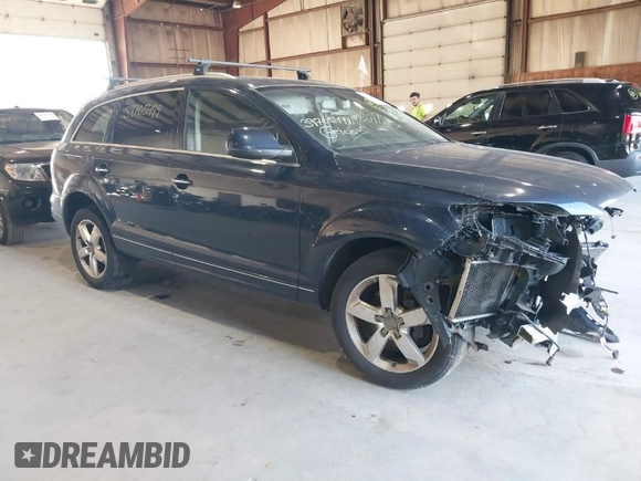 2014 Audi Q7 Premium Plus z VIN WA1LGAFE1ED014792, wystawiony jako IAAI lot #39705499 z przebiegiem 128 659 mil mil oraz . Historia ofert i sprzedaży dostępna na DreamBid. Obrazek 1.