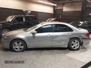 2007 Acura RL Technology with VIN JH4KB16657C004153, listed as a IAAI auction lot 42206466 with 333,860 mi miles and . Bid and sale history available at DreamBid. Image 14.
