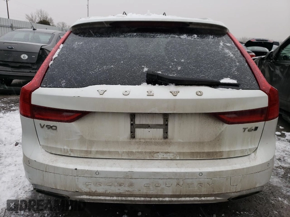 2017 Volvo V90 with VIN YV4A22NL5H1006909, listed as a Copart auction lot 45657175 with 70,049 mi miles and Salvage title. Bid and sale history available at DreamBid. Image 6.