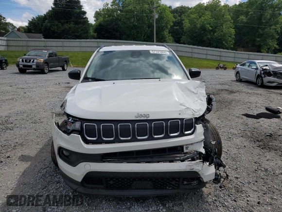 2022 Jeep Compass Latitude with VIN 3C4NJDBB3NT158254, listed as a Copart auction lot 57141855 with 50,675 mi miles and Salvage title. Bid and sale history available at DreamBid. Image 5.