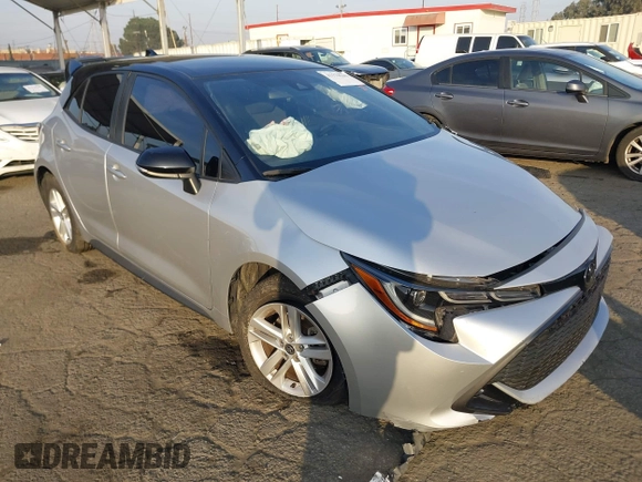 2021 Toyota Corolla Hatchback SE with VIN JTNB4MBE8M3145946, listed as a IAAI auction lot 41179942 with 41,607 mi miles. Bid and sale history available at carsss.com. Image 1.