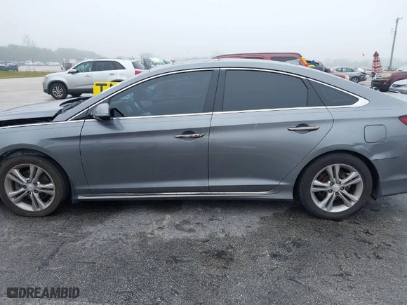 2019 Hyundai Sonata SEL with VIN 5NPE34AF4KH758422, listed as a IAAI auction lot 41378936 with 100,329 mi miles. Bid and sale history available at carsss.com. Image 15.