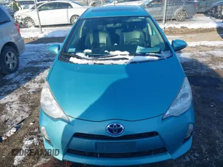2012 Toyota Prius c One with VIN JTDKDTB31C1026594, listed as a IAAI auction lot 41406091 with 132,470 mi miles. Bid and sale history available at carsss.com. Image 12.