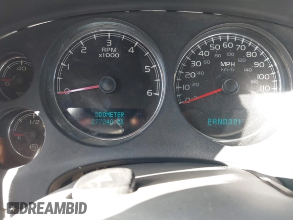 2007 GMC Yukon SLT with VIN 1GKFC13077R171888, listed as a IAAI auction lot 41332475 with 277,240 mi miles. Bid and sale history available at carsss.com. Image 7.