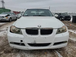 2006 BMW 3 Series 325xi with VIN WBAVD13556KV02729, listed as a Copart auction lot 86075344 with 236,195 mi miles and Salvage Title. Bid and sale history available at carsss.com. Image 5.