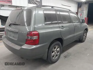 2004 Toyota Highlander z VIN JTEDP21A540012596, wystawiony jako IAAI lot #41915866 z przebiegiem 199 746 mil mil oraz . Historia ofert i sprzedaży dostępna na DreamBid. Obrazek 4.