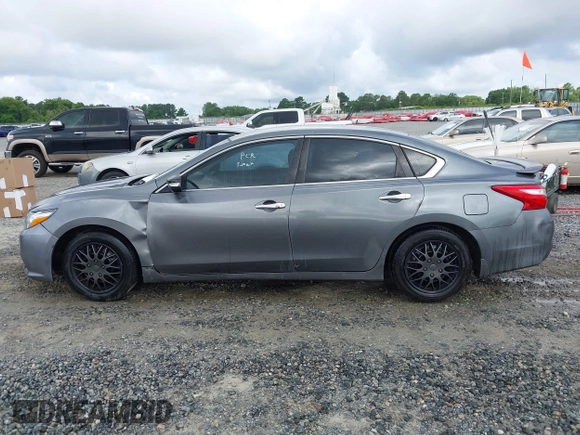 2017 Nissan Altima SL with VIN 1N4AL3AP3HC470449, listed as a IAAI auction lot 42445950 with 131,308 mi miles and . Bid and sale history available at DreamBid. Image 14.