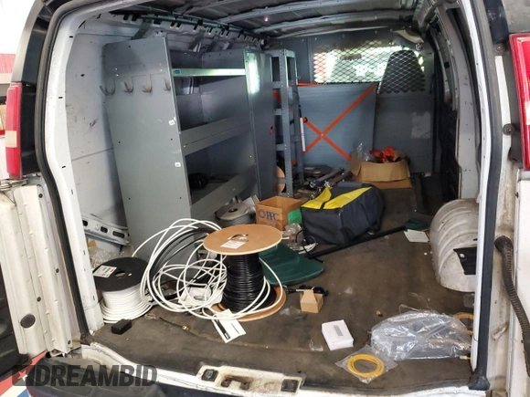 2008 Chevrolet Express Cargo z VIN 1GCFG15X081227437, wystawiony jako IAAI lot #42521022 z przebiegiem 81 379 mil mil oraz . Historia ofert i sprzedaży dostępna na DreamBid. Obrazek 10.
