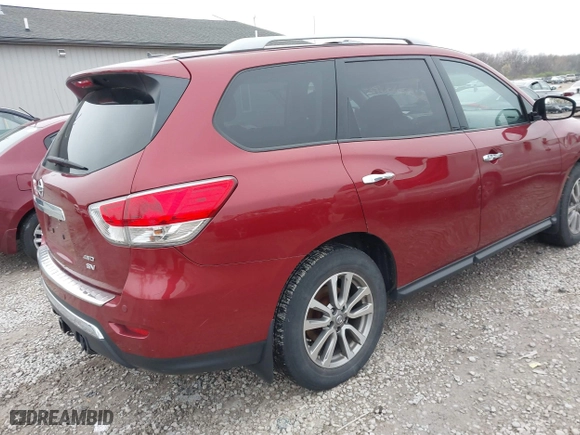 2014 Nissan Pathfinder S with VIN 5N1AR2MM8EC722644, listed as a IAAI auction lot 41986680 with 147,215 mi miles. Bid and sale history available at carsss.com. Image 4.