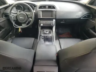 2018 Jaguar XE 25t with VIN SAJAR4FX1JCP39207, listed as a Copart auction lot 40891743 with 74,465 mi miles. Bid and sale history available at carsss.com. Image 8.