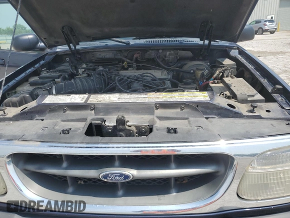 2000 Ford Explorer XLT z VIN 1FMZU83P9YZA78976, wystawiony jako Copart lot #59412725 z przebiegiem 210 340 mil mil oraz Szkoda całkowita • Salvage title. Historia ofert i sprzedaży dostępna na DreamBid. Obrazek 12.