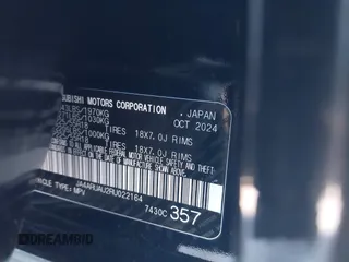 2024 Mitsubishi Outlander S z VIN JA4ARUAU2RU022164, wystawiony jako IAAI lot #41675372 z przebiegiem 401 mil mil oraz . Historia ofert i sprzedaży dostępna na DreamBid. Obrazek 9.