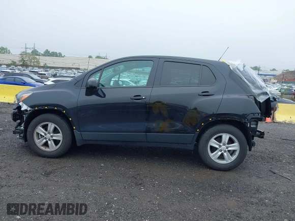 2020 Chevrolet Trax LS z VIN KL7CJKSB6LB324435, wystawiony jako IAAI lot #42182767 z przebiegiem 39 942 mil mil oraz . Historia ofert i sprzedaży dostępna na DreamBid. Obrazek 14.