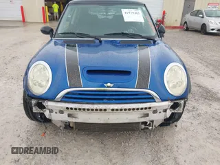 2005 MINI Hardtop S with VIN WMWRE33415TG95331, listed as a IAAI auction lot 41929403 with 216,181 mi miles and . Bid and sale history available at DreamBid. Image 6.