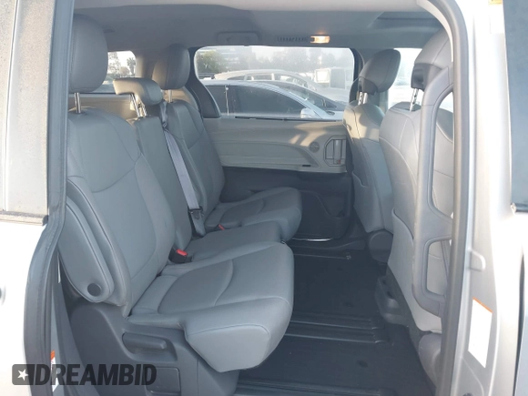 2021 Toyota Sienna XLE with VIN 5TDYRKEC2MS074448, listed as a IAAI auction lot 41946030 with 122,509 mi miles and . Bid and sale history available at DreamBid. Image 8.