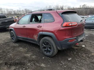 2017 Jeep Cherokee Trailhawk L Plus with VIN 1C4PJMBB6HW581711, listed as a Copart auction lot 89088395 with 102,365 mi miles and Salvage Title. Bid and sale history available at carsss.com. Image 2.