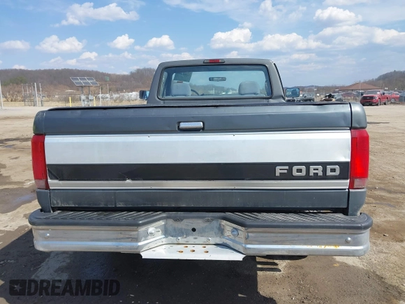 1995 Ford F-250 with VIN 2FTHF25H8SCA12128, listed as a IAAI auction lot 41806359 with 90,950 mi miles. Bid and sale history available at carsss.com. Image 16.