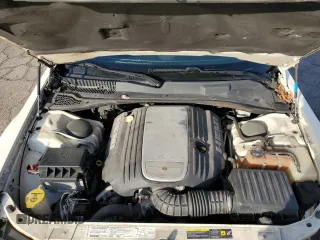2006 Chrysler 300 C with VIN 2C3KA63H86H388808, listed as a Copart auction lot 50442015 with 129,848 mi miles and Salvage Title. Bid and sale history available at carsss.com. Image 13.