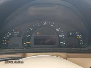 2004 Mercedes-Benz C 240 с VIN WDBRF61J84E016034, выставлен на аукционе Copart как лот 56118485 с пробегом Не указан миль и Списание • Salvage title. История ставок и продаж доступна на DreamBid. Изображение 9.