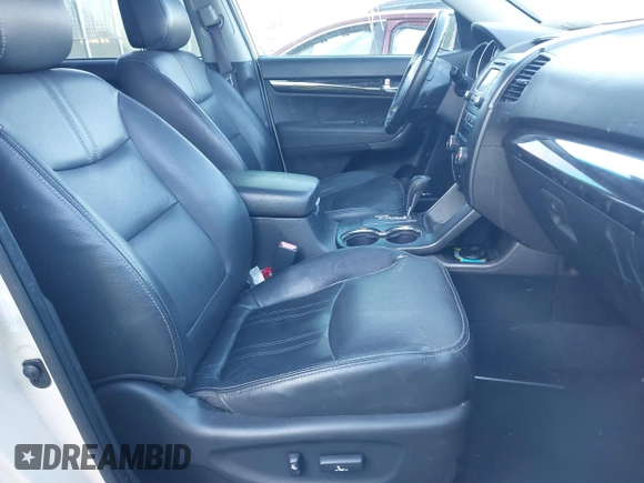 2012 Kia Sorento EX with VIN 5XYKU4A28CG190097, listed as a IAAI auction lot 41457866 with 173,181 mi miles. Bid and sale history available at carsss.com. Image 5.