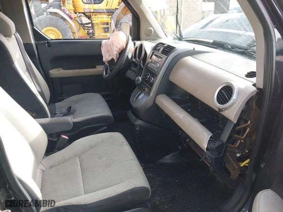 2008 Honda Element EX with VIN 5J6YH28778L016628, listed as a IAAI auction lot 41549921 with 218,593 mi miles. Bid and sale history available at carsss.com. Image 5.