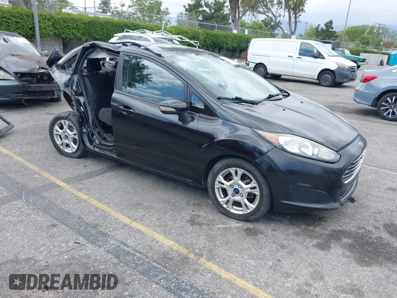 2014 Ford Fiesta SE z VIN 3FADP4BJ0EM216922, wystawiony jako IAAI lot #42255776 z przebiegiem 87 371 mil mil oraz . Historia ofert i sprzedaży dostępna na DreamBid. Obrazek 1.