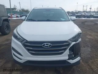 2016 Hyundai Tucson SE with VIN KM8J3CA49GU149522, listed as a IAAI auction lot 41649515 with 103,136 mi miles. Bid and sale history available at carsss.com. Image 12.