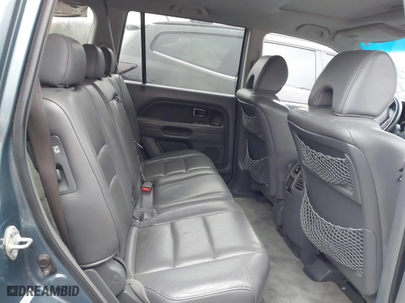 2008 Honda Pilot EX-L with VIN 5FNYF285X8B007693, listed as a IAAI auction lot 41802234 with 187,338 mi miles. Bid and sale history available at carsss.com. Image 8.
