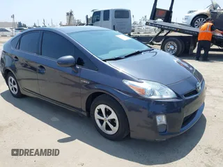 2010 Toyota Prius II z VIN JTDKN3DU9A0226709, wystawiony jako IAAI lot #42395302 z przebiegiem 186 101 mil mil oraz . Historia ofert i sprzedaży dostępna na DreamBid. Obrazek 1.