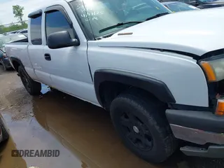 2003 Chevrolet Silverado 1500 LT with VIN 1GCEK19T53E364800, listed as a IAAI auction lot 42160064 with 269,575 mi miles and . Bid and sale history available at DreamBid. Image 14.