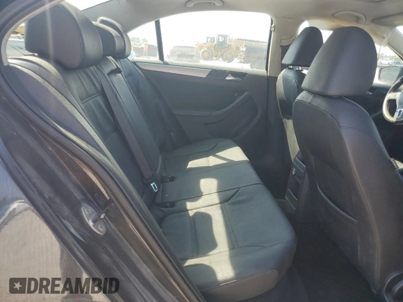 2011 Volkswagen Jetta SEL с VIN 3VWGX7AJ3BM315673, выставлен на аукционе Copart как лот 49214305 с пробегом 125 902 миль миль и Списание • Salvage title. История ставок и продаж доступна на DreamBid. Изображение 11.
