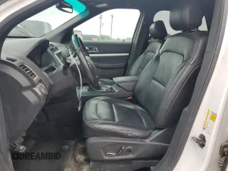 2017 Ford Explorer XLT z VIN 1FM5K8D85HGA32908, wystawiony jako Copart lot #62463115 z przebiegiem 172 334 mil mil oraz Czysty tytuł • Clean title. Historia ofert i sprzedaży dostępna na DreamBid. Obrazek 7.