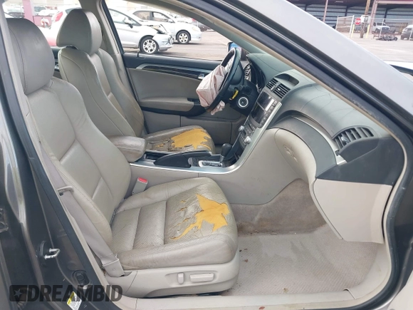 2008 Acura TL with VIN 19UUA66208A041701, listed as a IAAI auction lot 41484150 with 177,115 mi miles. Bid and sale history available at carsss.com. Image 5.