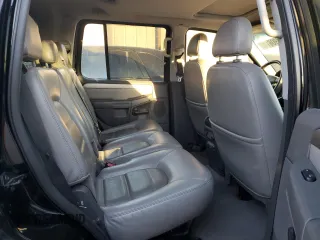 2004 Ford Explorer z VIN 1FMDU63K24ZA17336, wystawiony jako Copart lot #83890614 z przebiegiem 156 117 mil mil oraz Szkoda całkowita • Salvage title. Historia ofert i sprzedaży dostępna na DreamBid. Obrazek 11.