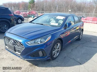 2019 Hyundai Sonata Sport with VIN 5NPE34AF1KH793452, listed as a IAAI auction lot 41924239 with 86,102 mi miles. Bid and sale history available at carsss.com. Image 19.