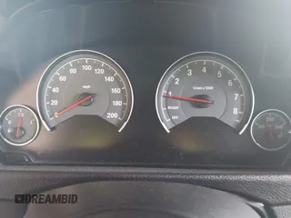 2018 BMW M3 z VIN WBS8M9C56J5J78396, wystawiony jako IAAI lot #42108799 z przebiegiem Nie podano mil oraz . Historia ofert i sprzedaży dostępna na DreamBid. Obrazek 7.
