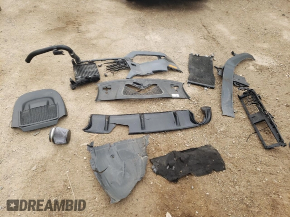 2018 Audi A4 Premium z VIN WAUDNAF46JA193136, wystawiony jako Copart lot #53395105 z przebiegiem Nie podano mil oraz Szkoda całkowita • Salvage title. Historia ofert i sprzedaży dostępna na DreamBid. Obrazek 12.