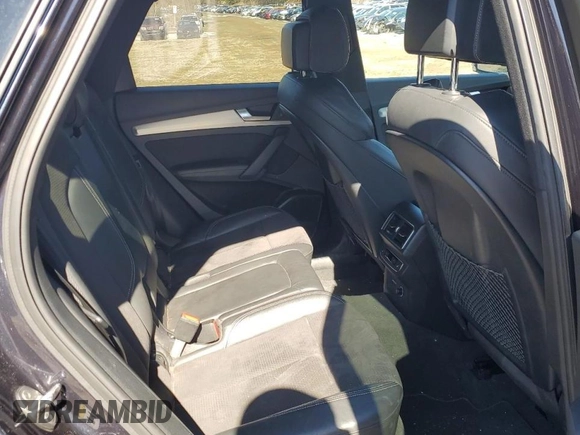 2019 Audi SQ5 Premium Plus z VIN WA1B4AFY8K2112322, wystawiony jako Copart lot #47419445 z przebiegiem 97 717 mil mil oraz Szkody całkowita. Historia ofert i sprzedaży dostępna na DreamBid. Obrazek 11.