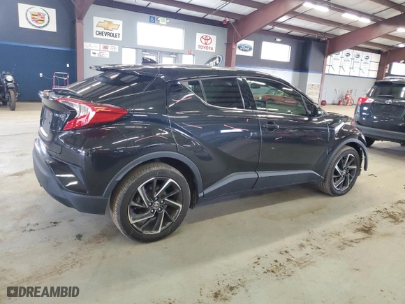2021 Toyota C-HR LE with VIN JTNKHMBX5M1098652, listed as a Copart auction lot 50088135 with 54,302 mi miles and Salvage Title. Bid and sale history available at carsss.com. Image 3.