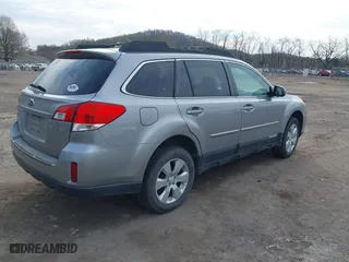 2011 Subaru Outback 2.5i Prem AWP with VIN 4S4BRCCC4B3398039, listed as a IAAI auction lot 42007370 with 113,445 mi miles. Bid and sale history available at carsss.com. Image 4.