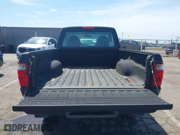 2002 Ford Ranger XL z VIN 1FTYR10U92PA46521, wystawiony jako IAAI lot #42158682 z przebiegiem 132 436 mil mil oraz . Historia ofert i sprzedaży dostępna na DreamBid. Obrazek 8.