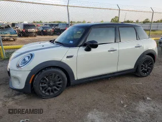 2021 MINI Hardtop 4 Door Oxford Edition z VIN WMWXU7C00M2N76797, wystawiony jako Copart lot #56822934 z przebiegiem 44 839 mil mil oraz Szkoda całkowita • Salvage title. Historia ofert i sprzedaży dostępna na DreamBid. Obrazek 1.
