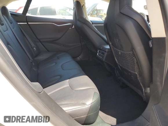 2014 Tesla Model S 60 z VIN 5YJSA1H14EFP36439, wystawiony jako Copart lot #65833035 z przebiegiem 66 090 mil mil oraz Czysty tytuł • Clean title. Historia ofert i sprzedaży dostępna na DreamBid. Obrazek 10.
