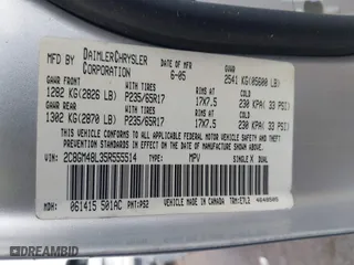 2004 Chrysler Pacifica with VIN 2C8GF68444R286811, listed as a IAAI auction lot 41672570 with 244,464 mi miles. Bid and sale history available at carsss.com. Image 9.