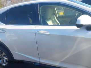 2018 Lexus RX 350 z VIN 2T2BZMCAXJC161520, wystawiony jako IAAI lot #41357954 z przebiegiem 105 427 mil mil oraz . Historia ofert i sprzedaży dostępna na DreamBid. Obrazek 13.