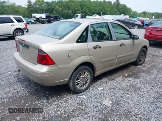 2007 Ford Focus S с VIN 1FAFP34N57W250909, выставлен на аукционе IAAI как лот 42457309 с пробегом 195 440 миль миль и . История ставок и продаж доступна на DreamBid. Изображение 4.