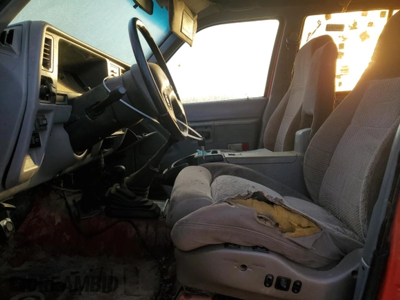 1993 Ford Explorer Eddie Bauer с VIN 1FMDU34X3PUA60013, выставлен на аукционе Copart как лот 78548084 с пробегом 900 815 миль миль и Чистый • Clean title. История ставок и продаж доступна на DreamBid. Изображение 7.